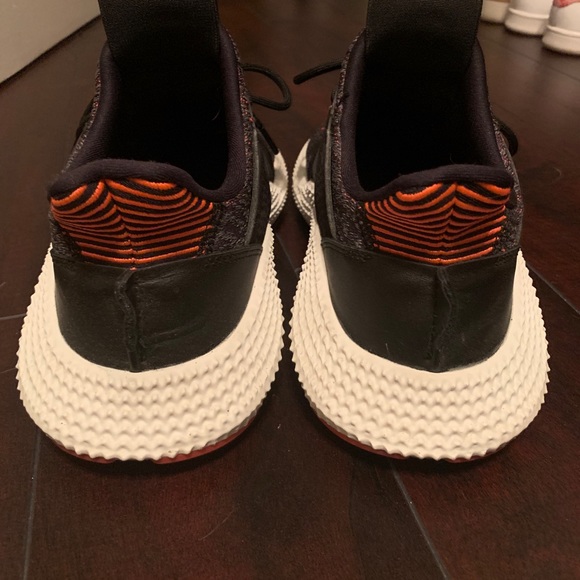 Adidas Prophere Men’s-Womens Blk/Wht/Red - Picture 4 of 5
